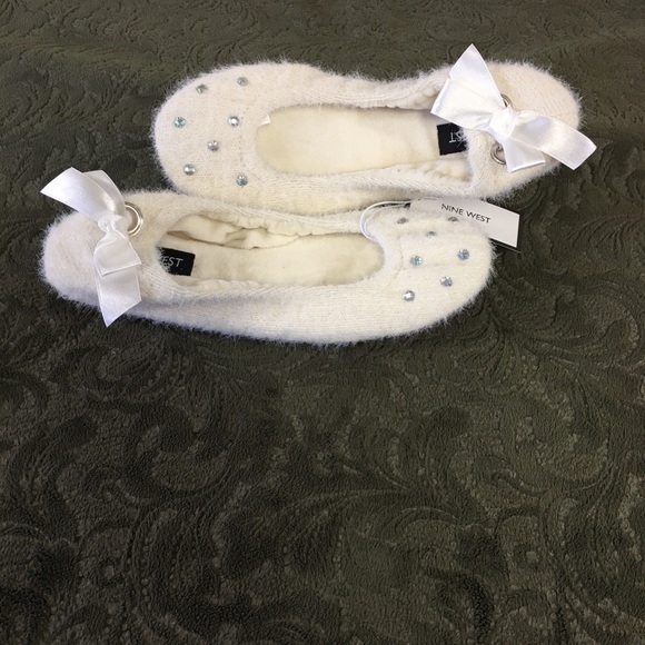 Nine West Bedroom Slippers - Picture 2 of 3